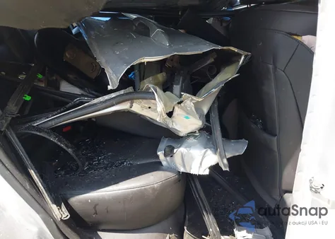 2015 Acura Rdx z USA, uszkodzony, nr VIN 5J8TB3H53FL002116